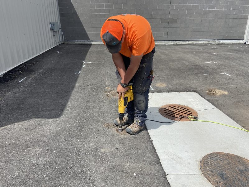 storage-unit pavement deep-injection work (image 2)