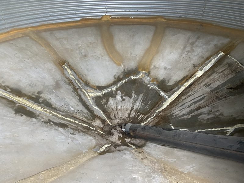 grain-silo concrete crack and pressure-grouting work (image 6)