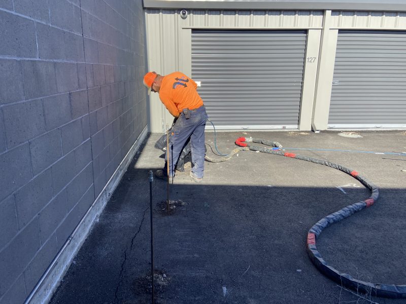 storage-unit pavement deep-injection work (image 7)