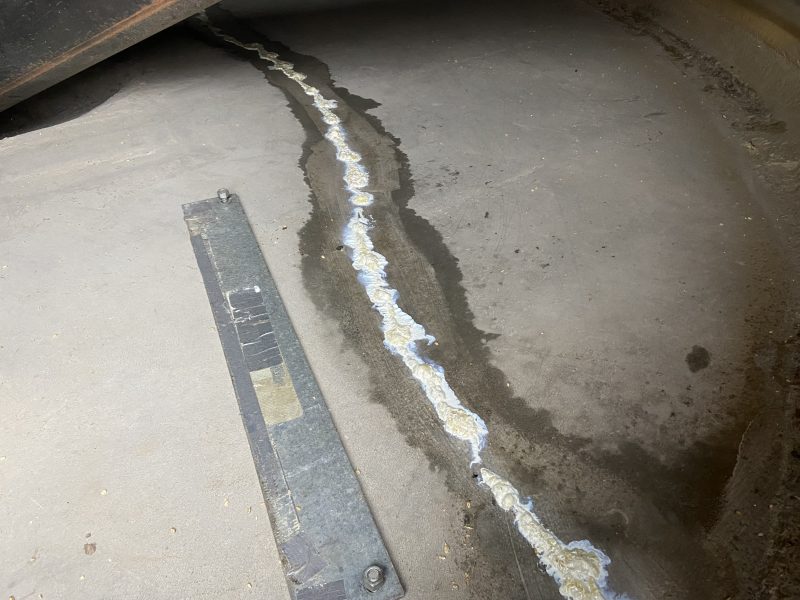 grain-silo concrete crack and pressure-grouting work (image 4)